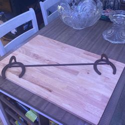 Rustic Horse Shoe Towel Holder 