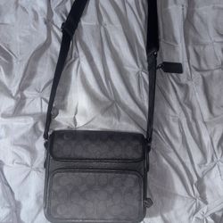 Coach side bag 