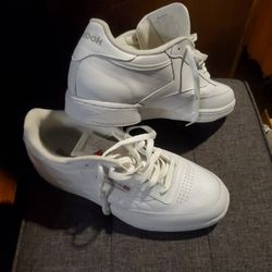 Reebok  New Size 12 