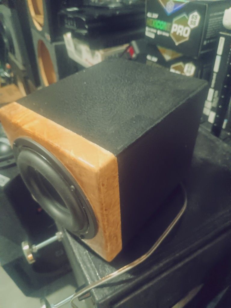 Home theater stereo 6-in subwoofer high quality, new, free delivery Portland Vancouver Area