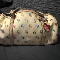 Dooney & Bourke