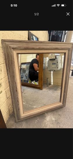 Mirror27 by 23