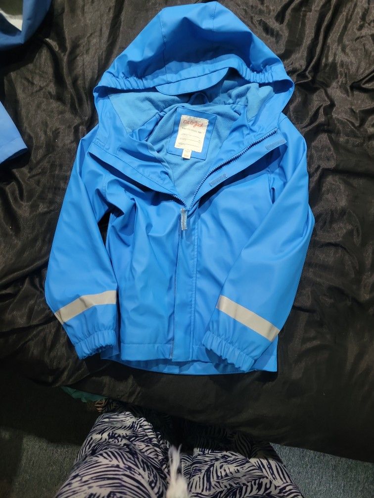 Kids Rain Jacket Size 6/7