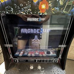 Arcade1Up Machine – Asteroids Deluxe + 6 Classic Games