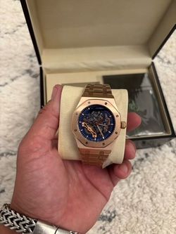Men’s watch AP