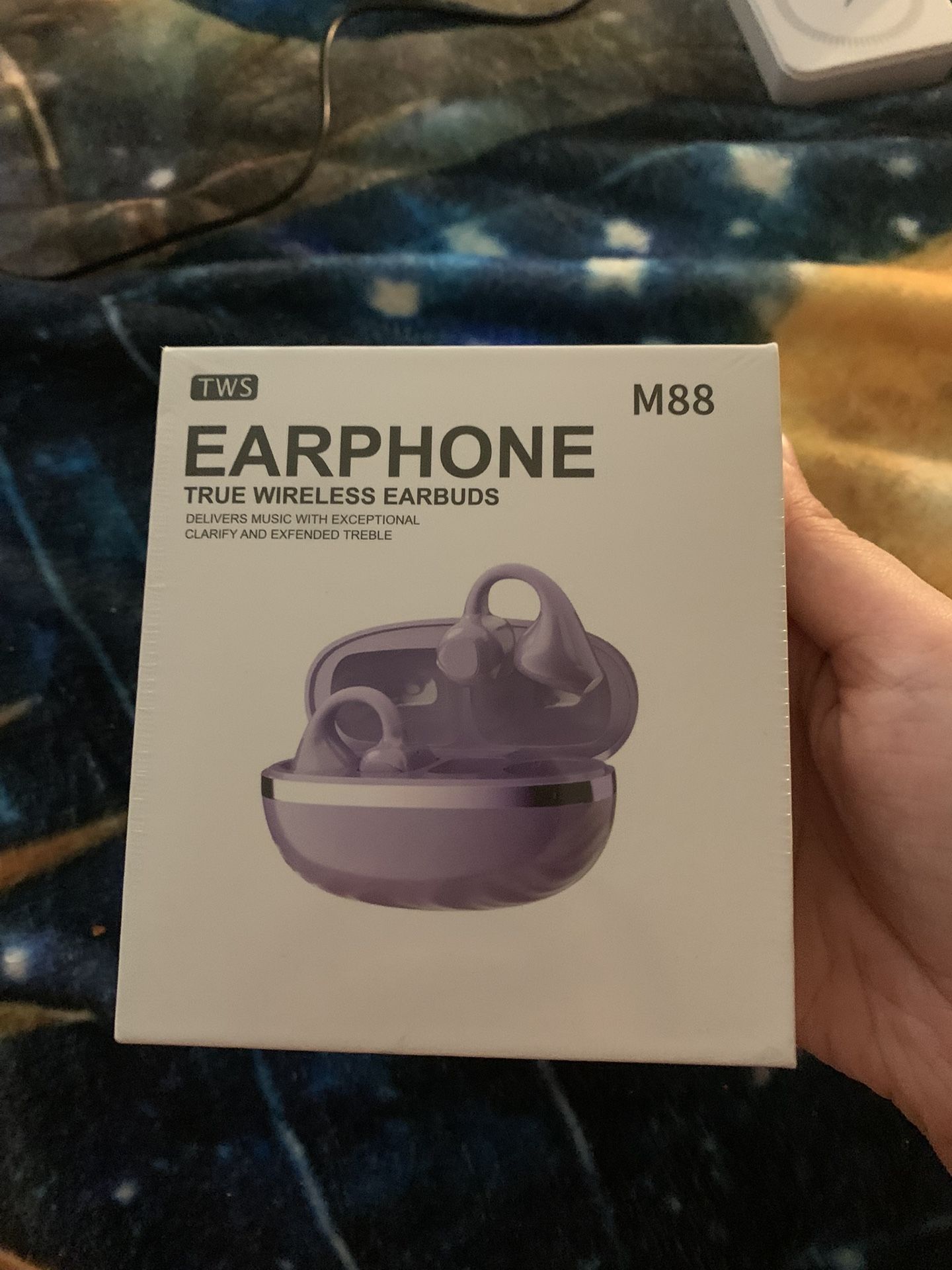 wireless earbuds (purple)
