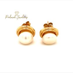 14k Pearl Stud Earrings 