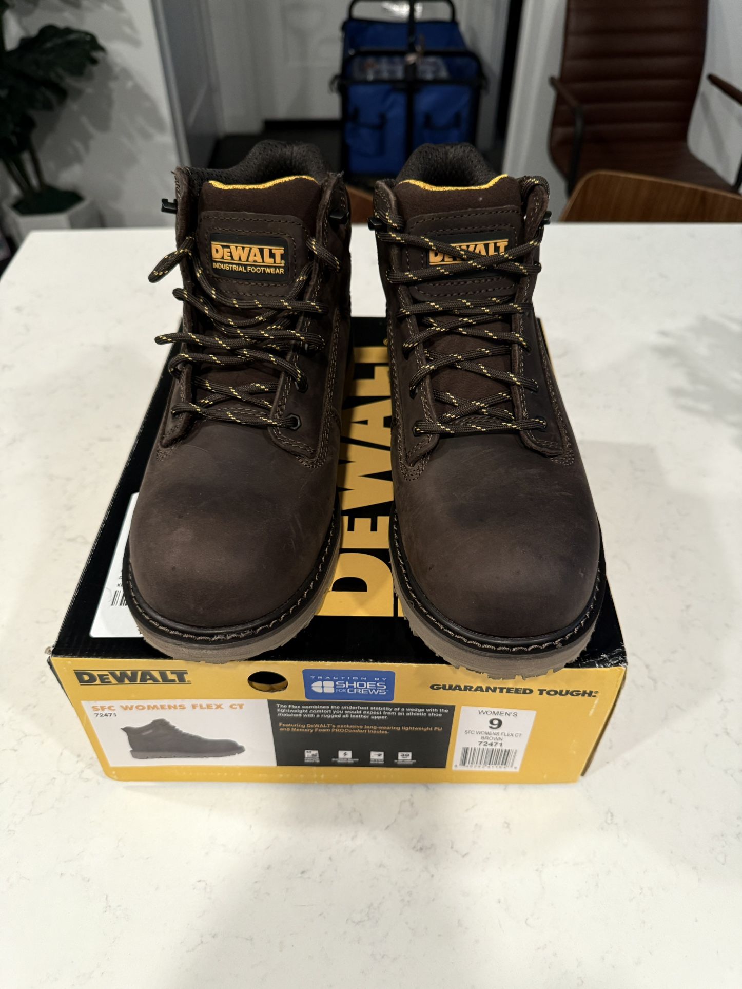 WORK BOOT