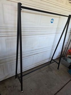 Clothing rack