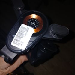 Phone holder that docks on window and charges