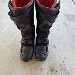 Leatt 4.5 Men’s 10