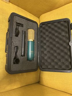 Pair of MXL Recording Microphones with case
