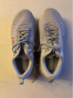 Women’s Hoka One One Gaviota 5 size 10D (wide) Harbor Mist/Rose Gold (grey and pink) Running Shoes. New without box.