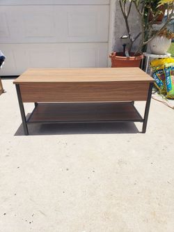 Coffee Table  with Lift Top