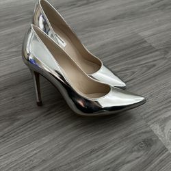 Silver Leather Pumps Size 7