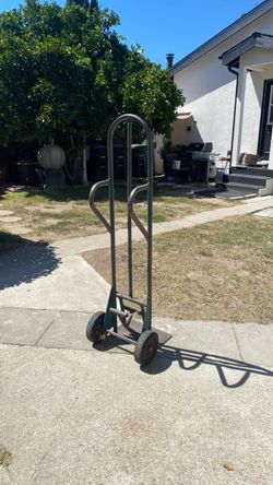 Heavy duty dolly 55” told good condition no damage at all