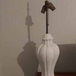 Antique Porcelaine De Paris Lamp