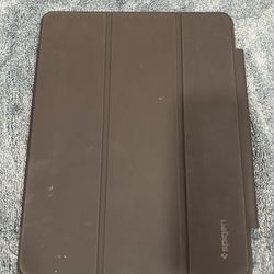 iPad Pro 12.9” Spigen Case