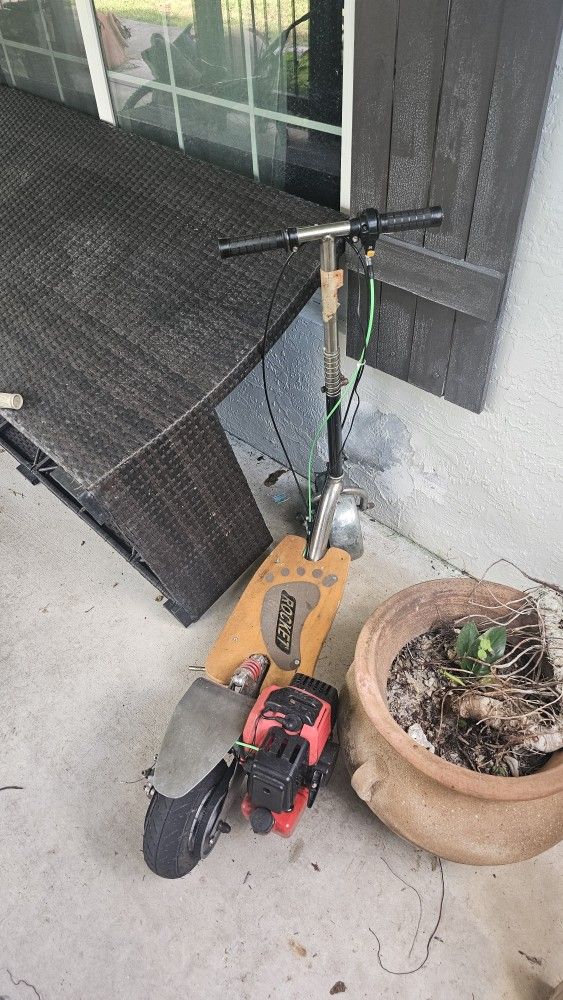 Rocket Gas Scooter