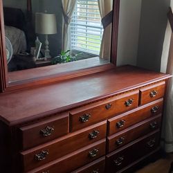 Broyhill Bedroom Furniture 