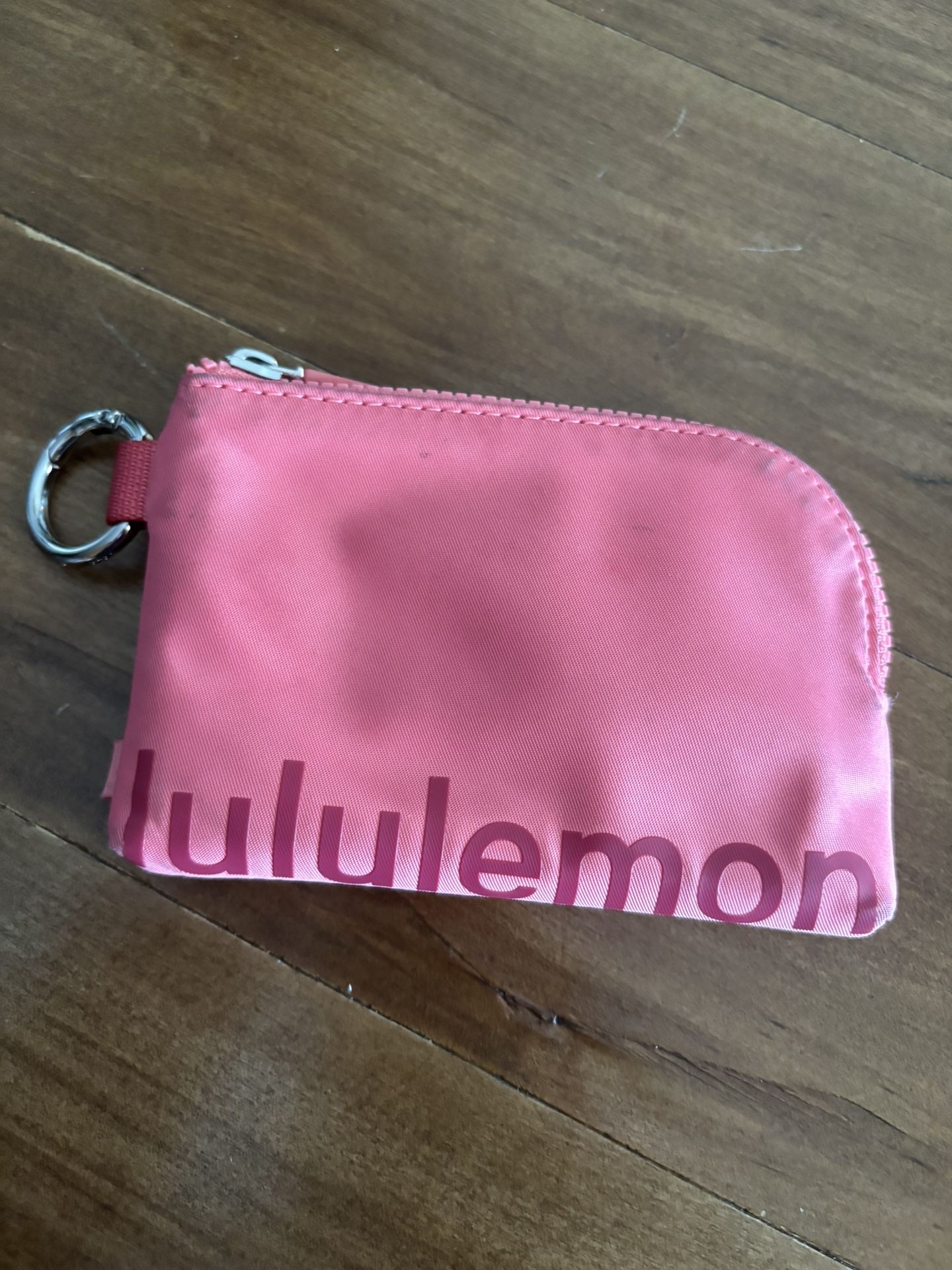 LuLulemon Card Wallet (pink)