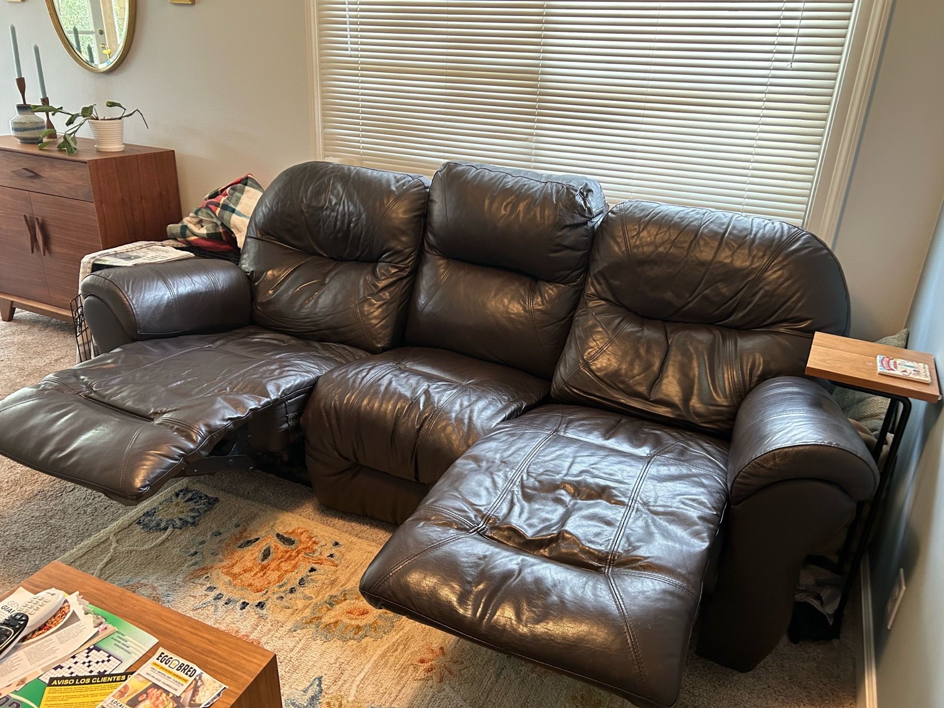 Dual recliner