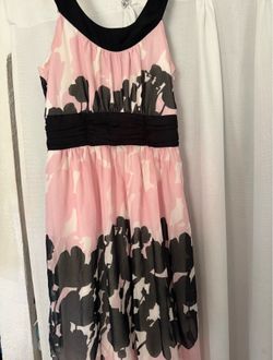 Beautiful girls dress pastel pink and black good quality good condition!🌺