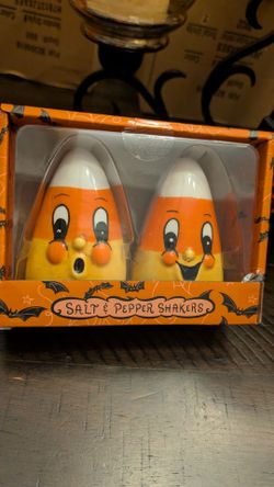 Johanna Parker salt shaker candy corn.
