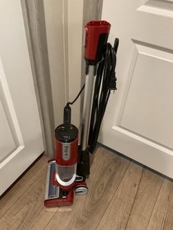 Light Used works amazing UltraLight Pet Pro with PowerFins Stick Vacuum Cleaner (Convertible to Handheld) South Austin by William cannon pick up