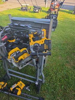 DEWALT
20V MAX XR Cordless Brushless 1 in. SDS Plus L-Shape Rotary Hammer (Tool Only)