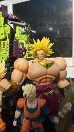 Figuarts Z Broly (READ DESCRIPTION)