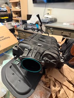 Gen V LT1 OEM Manifold/Throttle body