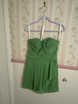 David’s Bridal Women’s dress (size 4)