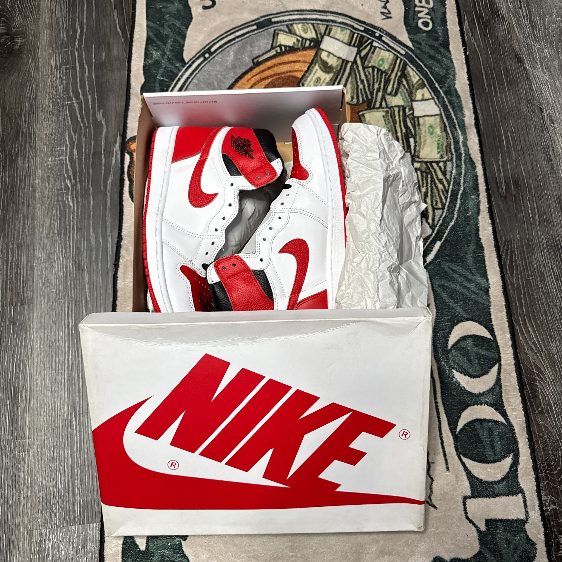Air Jordan 1 Retro High Og Heritage