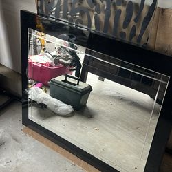 Vanity mirror