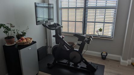 NordicTrack S27i Home Studio Bike