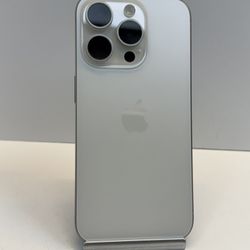 Apple iPhone 15 PRO 128gb. ( Unlocked Cellphone )