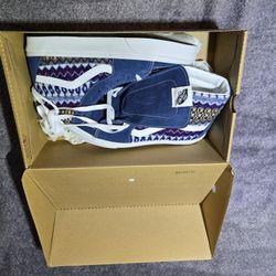 Brand new With Box Vans hi, top skate shoe  Sz 9.5
