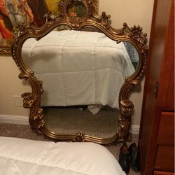 Beautiful /?Mirror Gorgeous  Entry Serious Buyers Only 1000 Or Best Offer