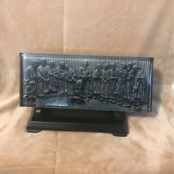 Jesus With 12 Disciples Plaque And Stand