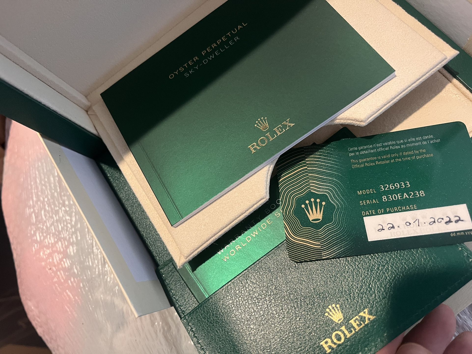 Rolex Box Goes For Over 500 Everywhere Only $300 Here