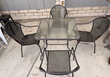 Patio set
