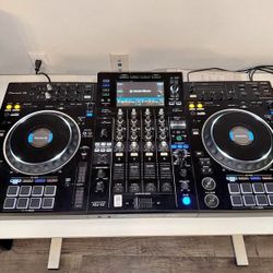Pioneer-XDJ-XZ 
