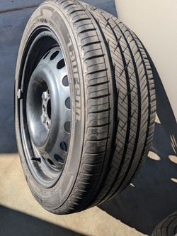 Laufenn S Fit AS 215/45Z R17 Tire