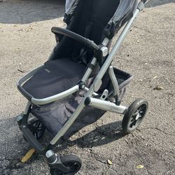 Uppababy vista Stroller And Bassinet Set 