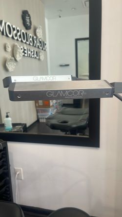 Glamcor lights