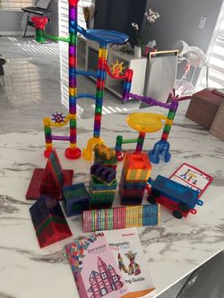 Magnetic tiles & Marble run