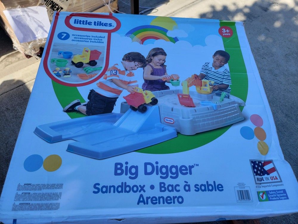 Little Tikes Dirt Digger Sandbox