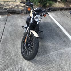 2015 Harley Davidson 883 Sports