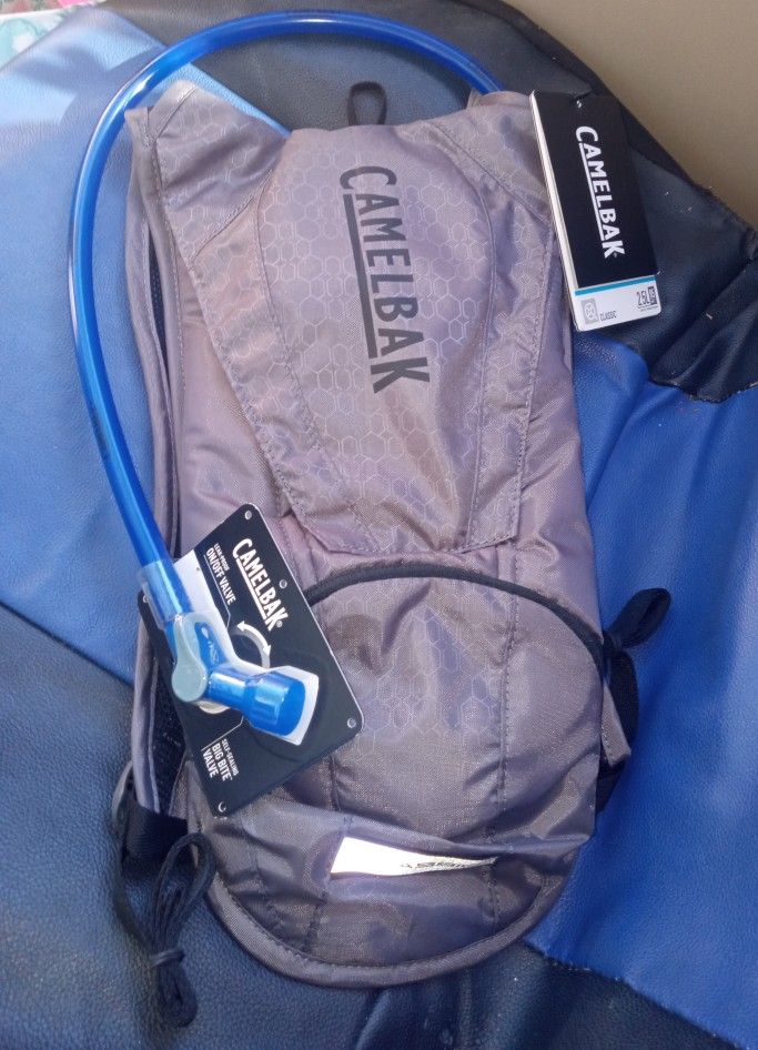 CAMELBAK backpack Water Source